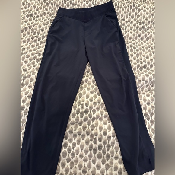 Athleta Brooklyn Ankle Pant- Navy Size 8 - Picture 2 of 5